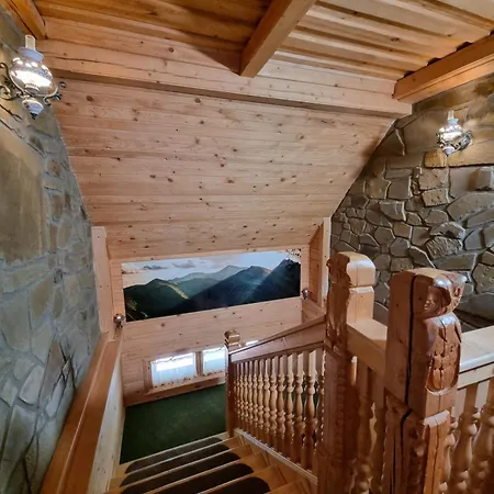 Kubinska Hola * ドルニー・クビーン