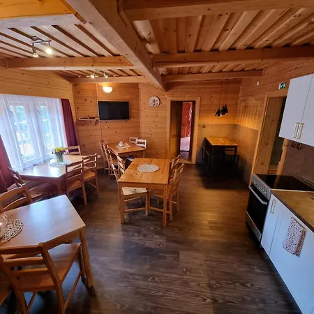 アパート Kubinska Hola *